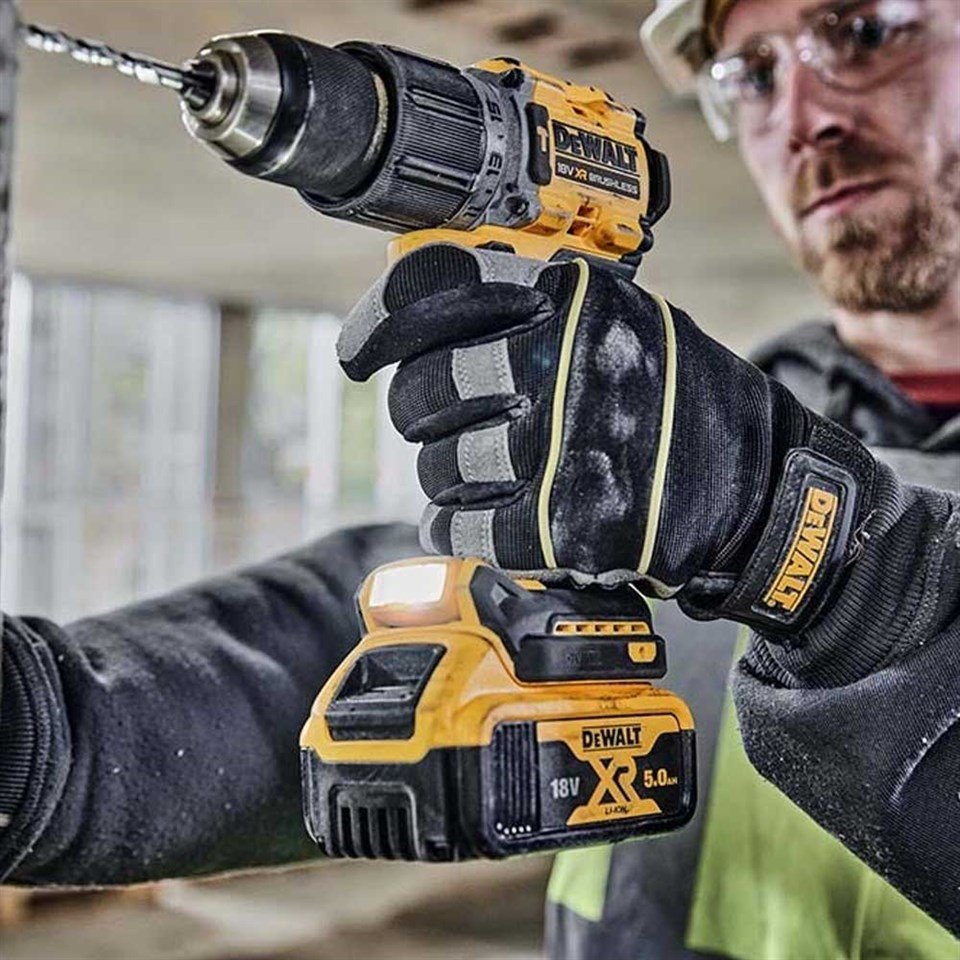 Dewalt DCD805P2T Darbeli Şarjlı Matkap 18V 5.0AH - Görsel 8