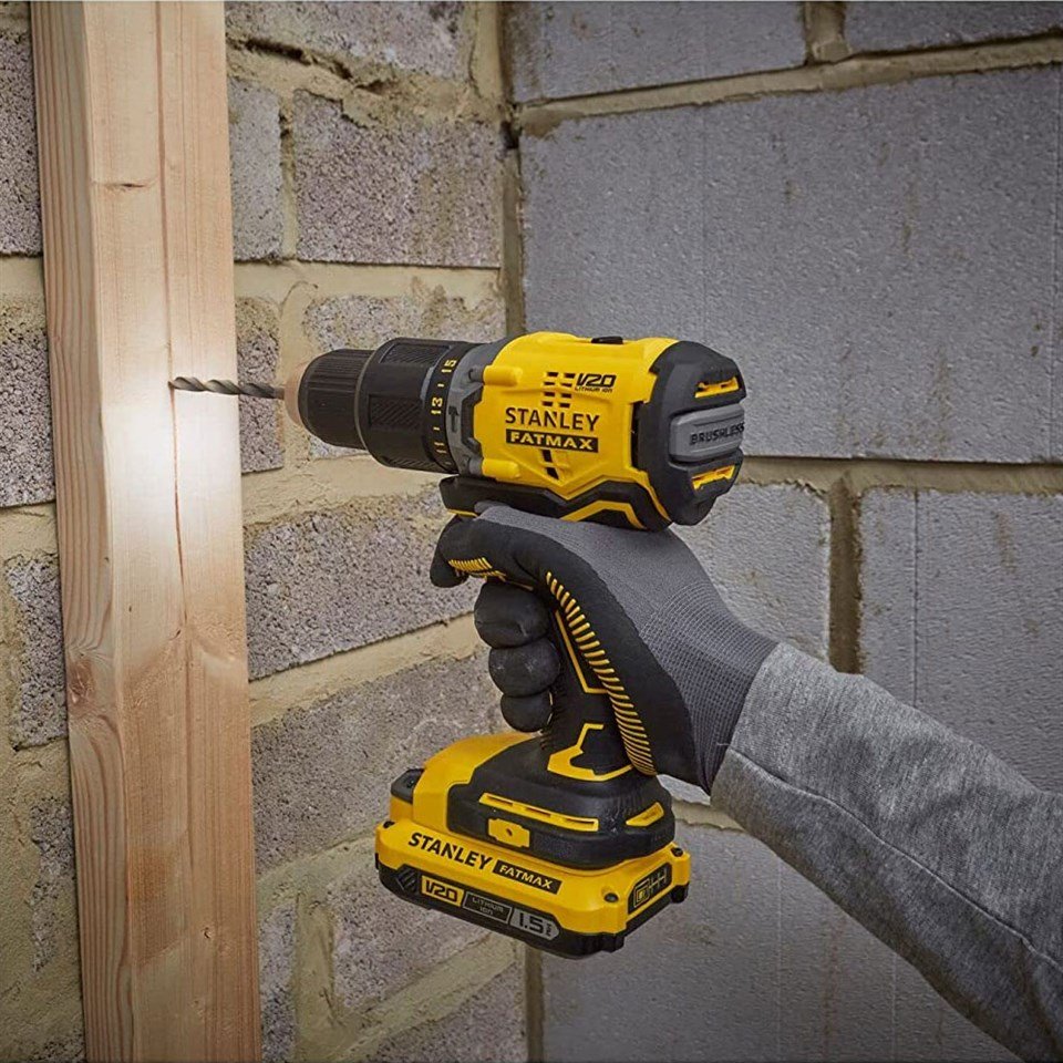 Stanley SBD715D2K Darbeli Şarjlı Matkap - Görsel 9